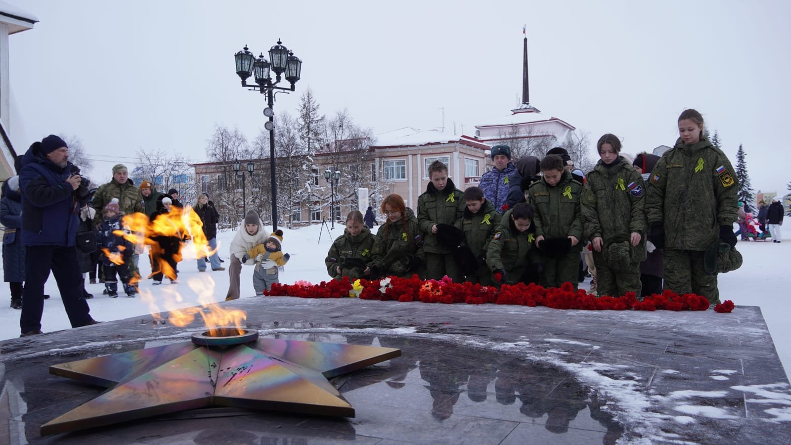 В Нарьян-Маре почтили память героев полного освобождения Ленинграда*