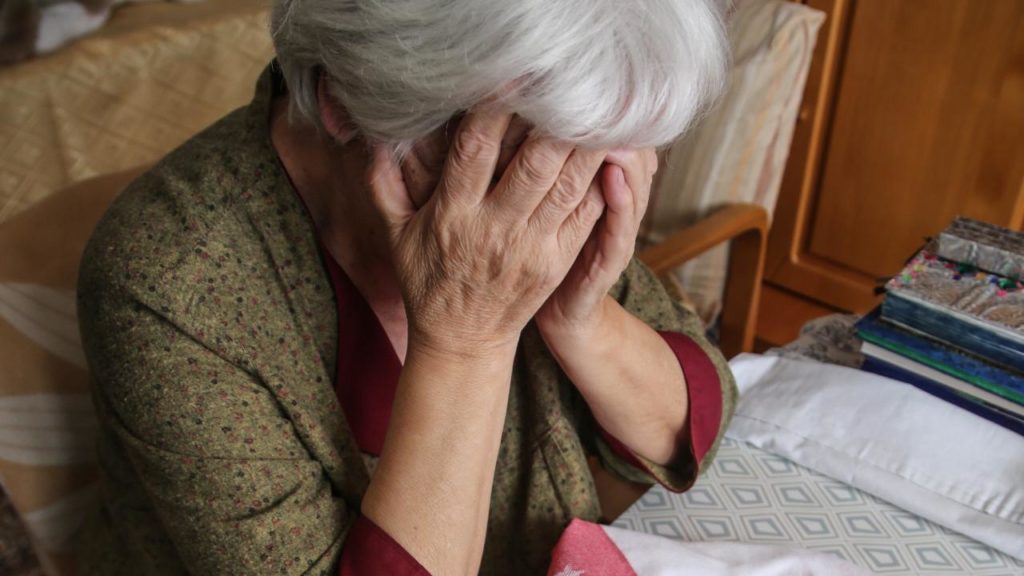 В Северодвинске 87-летняя жительница лишилась денег из-за мошенников