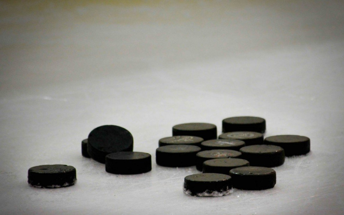 Никита Кучеров получил поздравления от звезд хоккея за тысячу очков в НХЛ