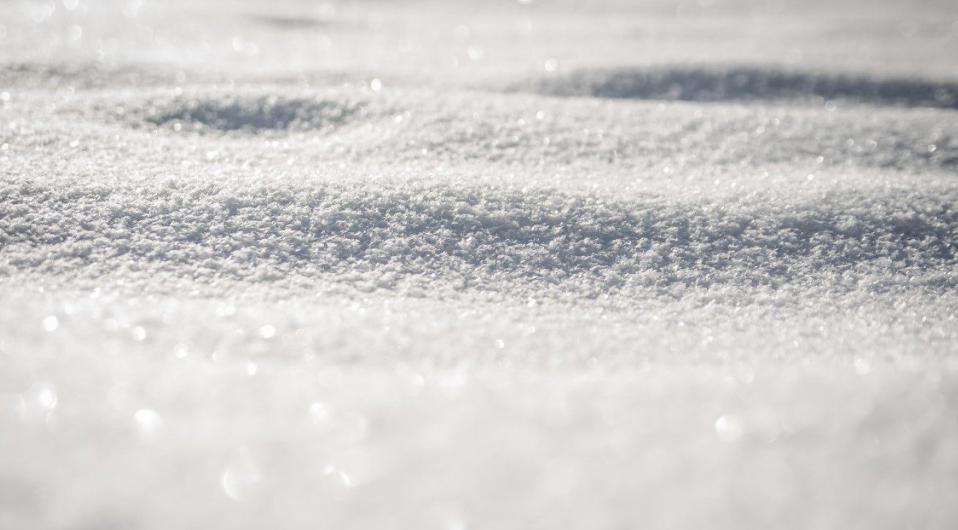 Массовые сбои в транспорте Европы из-за сильных снегопадов и морозов