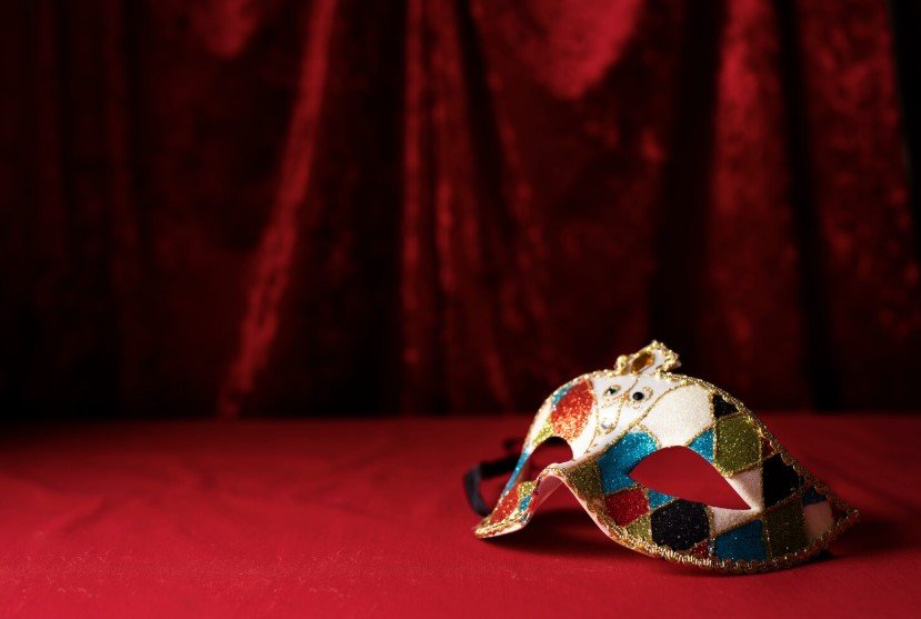 Константин Богомолов назначен временным ректором Школы-студии МХАТ после трагической утраты