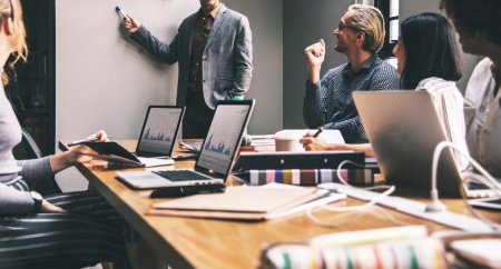 Юрист разъяснил правила обеденного перерыва и риски дисциплинарных взысканий