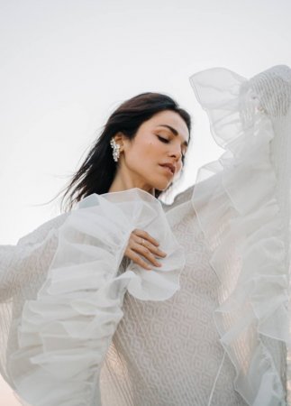 Сати Казанова прояснила слухи о своей духовной практике и семейной жизни