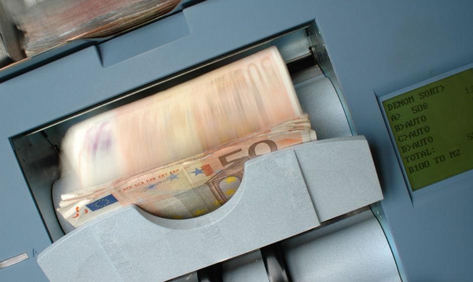 Владельцы облигаций ВТБ могут потребовать досрочного погашения бумаг