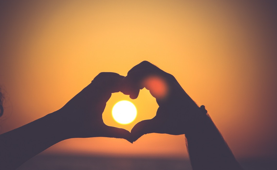 Весной либидо усилилось из-за витамина D и уменьшения мелатонина