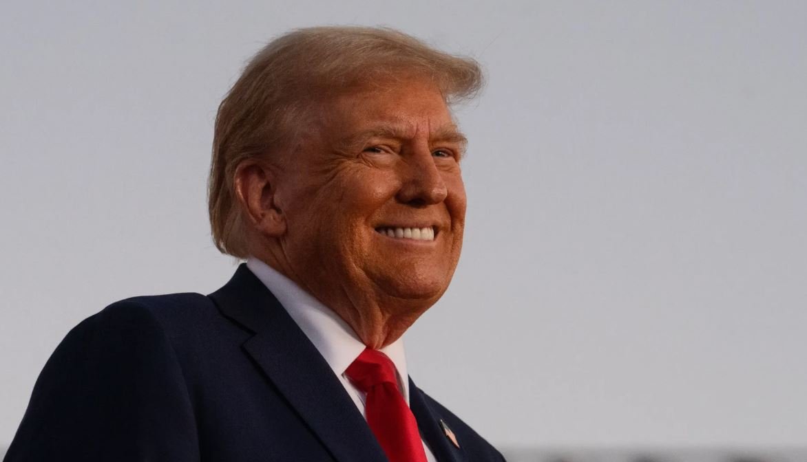 Трамп: США не ведут переговоров с Хаменеи по иранскому вопросу