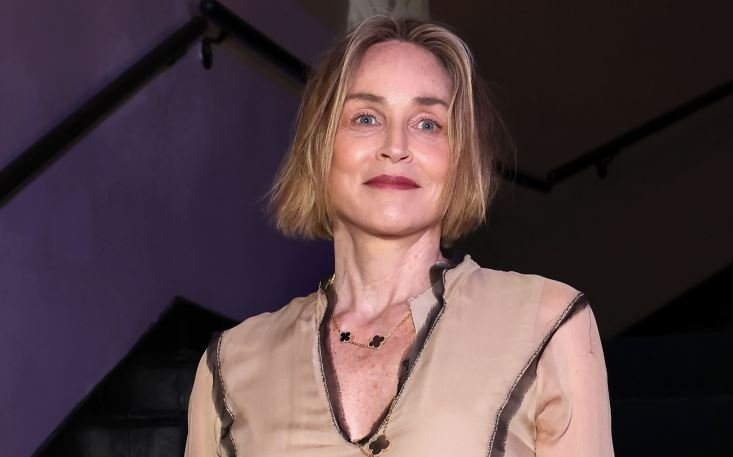 Шэрон Стоун называет лучшего поцелуйщика Голливуда